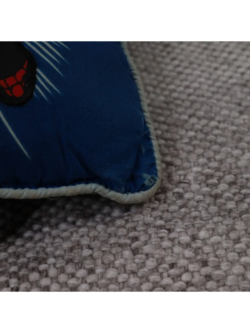 2012 Marvel Spider-Man Throw Pillow Cushion Blue Comic Web Plush Decor 12x12